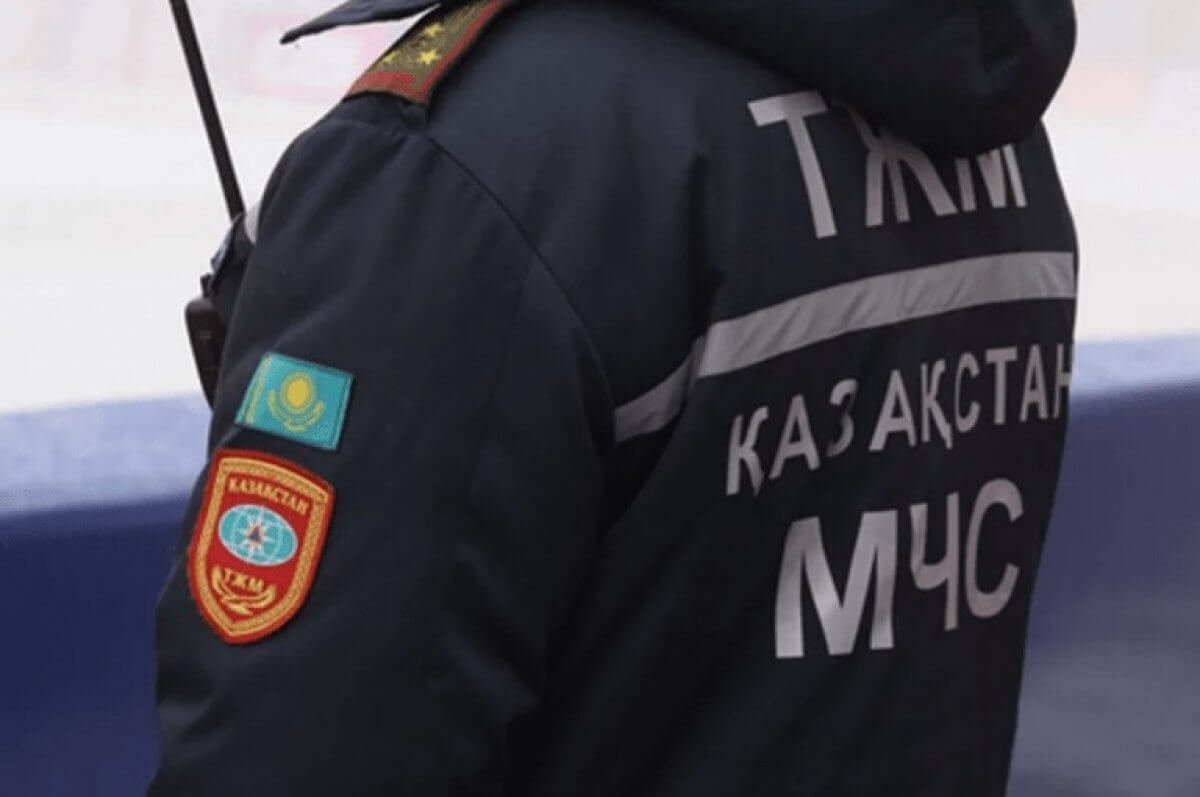 Казахстанским спасателям будут доплачивать за риск для жизни и здоровья