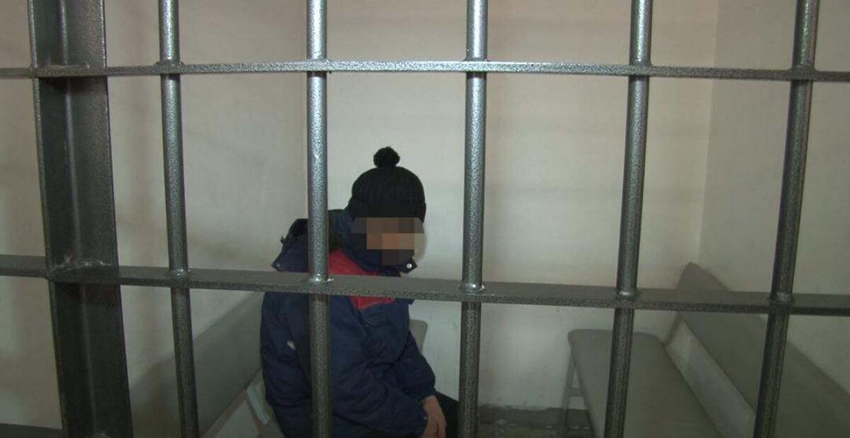 Водителя, не подчинившегося полицейским, арестовали в Астане