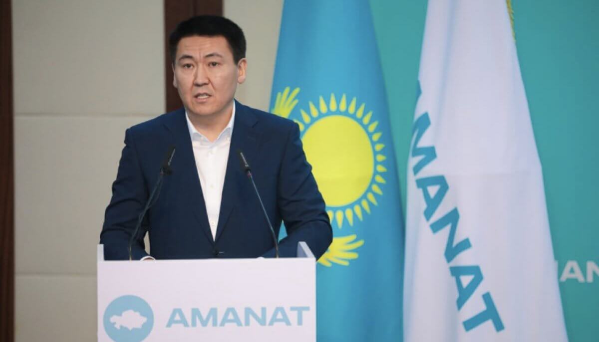 Избран председатель столичного филиала партии AMANAT