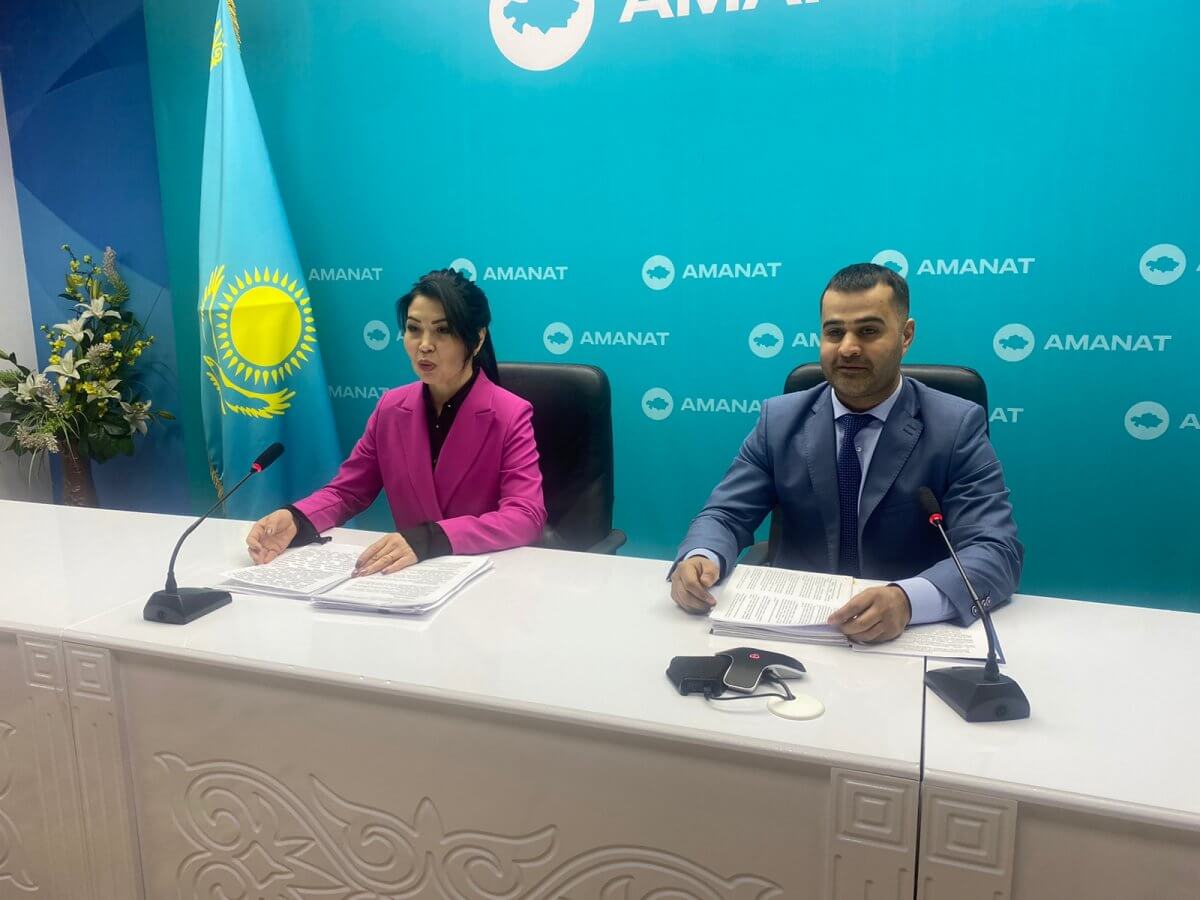 Экс-депутаты Акмолинского областного маслихата отчитались о проделанной работе
