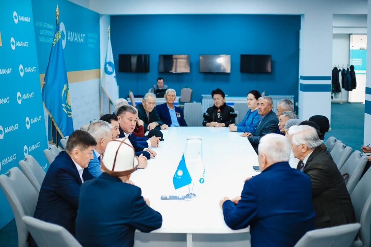 Ветеранов ознакомили с работой, проводимой в рамках партийного проекта