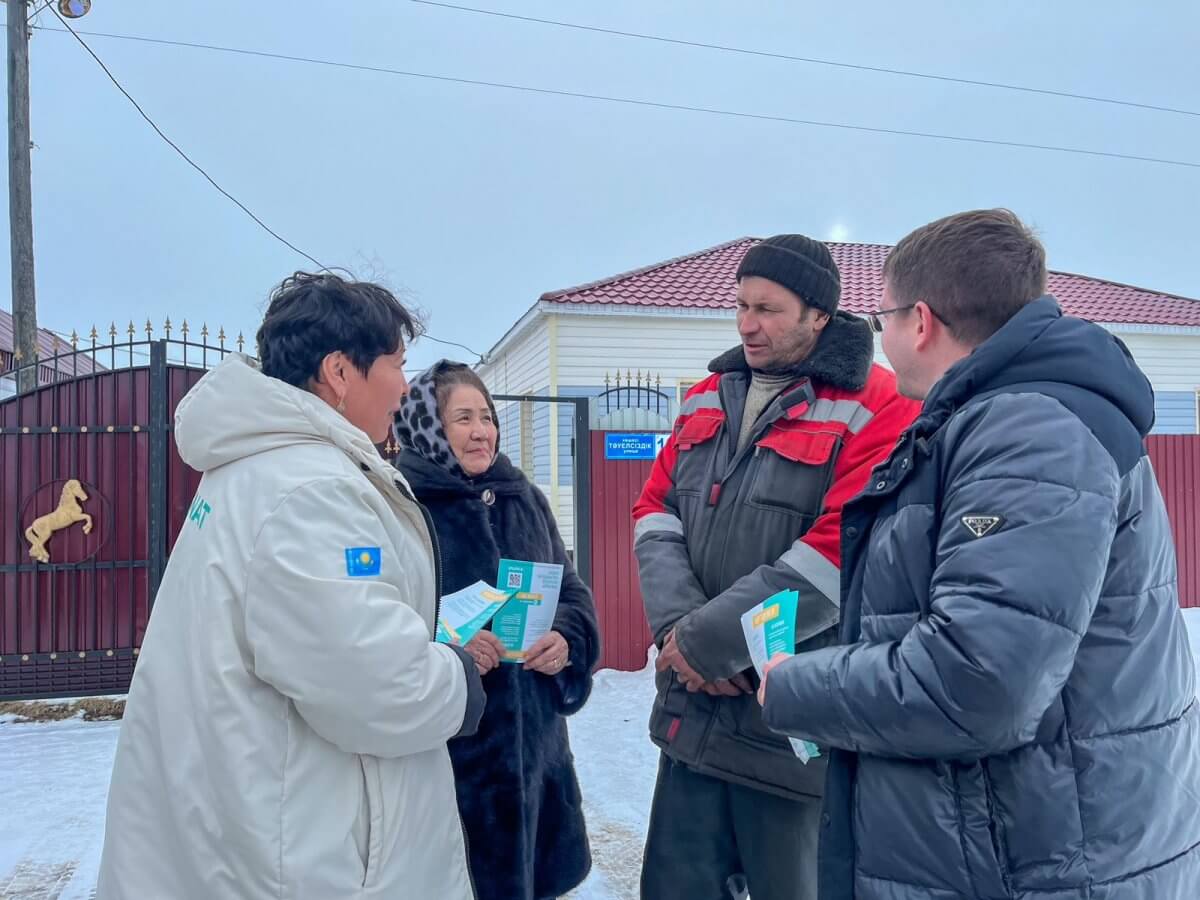 Члены агитационной группы от партии AMANAT посетили район Теренколь