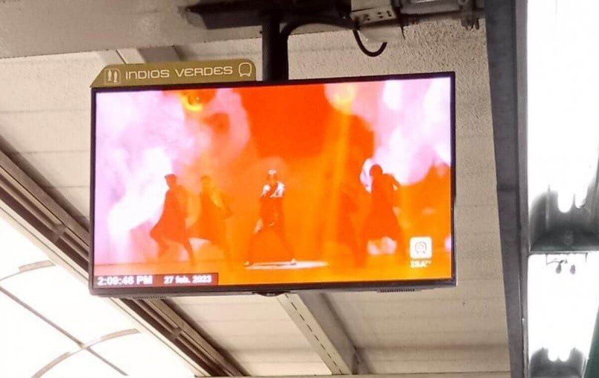 Клип Димаша в честь Наурыза показывают в метро Мексики