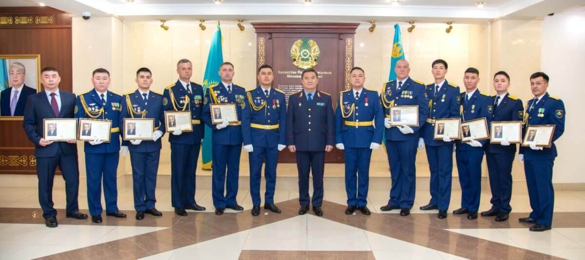Пилоты, доставлявшие помощь в Турцию и Сирию, получили государственные награды