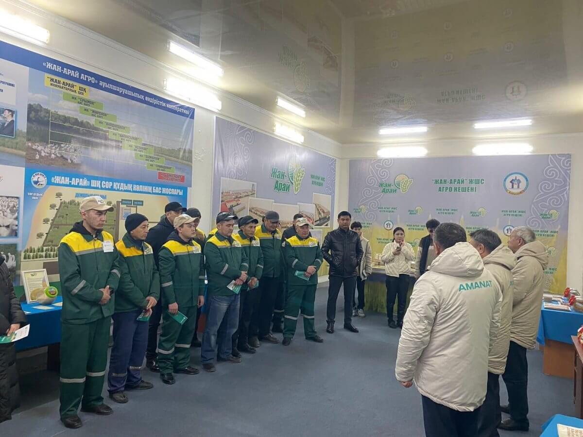 Поддержать молодежь и бизнес: кандидаты в депутаты провели агитвстречу в Кызылординской области