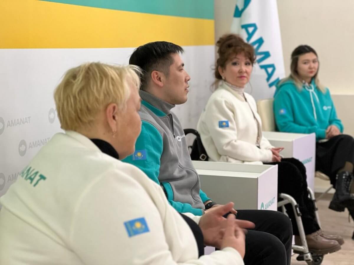 Bir Tolqynda: молодежи разъяснили предвыборную программу партии AMANAT