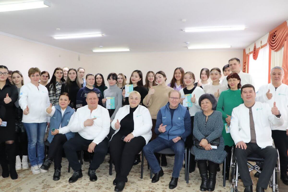 Члены AMANAT встретились с избирателями в Рудном