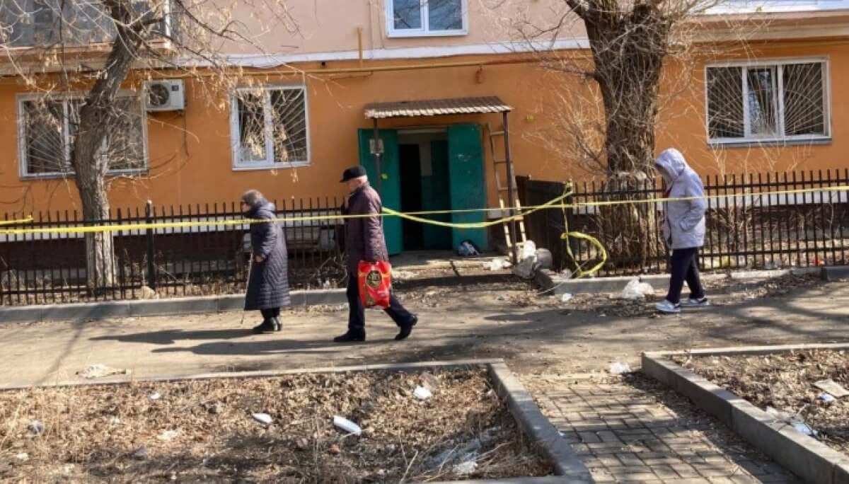 Соседи рассказали об убитых матери и сыне в Актобе