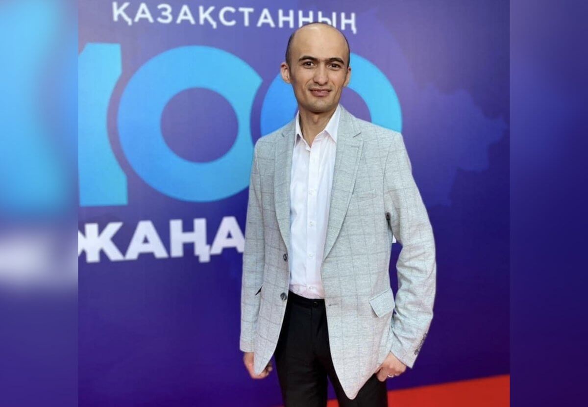 "Учу выявлять ДЦП на ранних стадиях": как столичный доктор бесплатно лечит детей