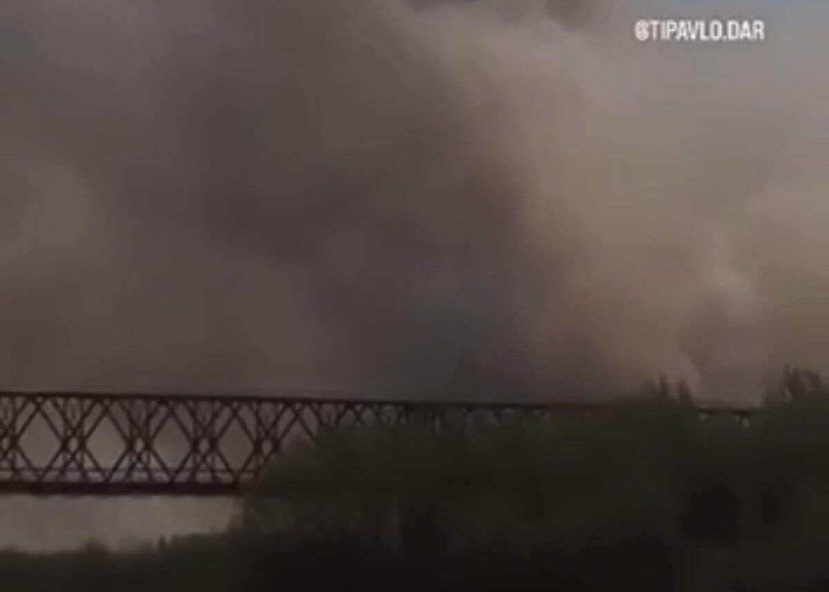 Пойма Иртыша горит в Павлодарской области (ВИДЕО)