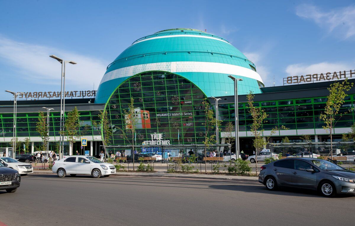 В аэропорту Астаны объявили тревогу из-за сообщения пассажира