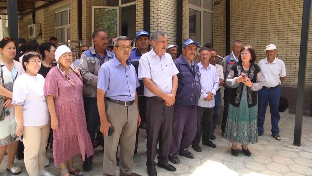 Почти сто сотрудников "Казахтелекома" попали под сокращение в Туркестанской области