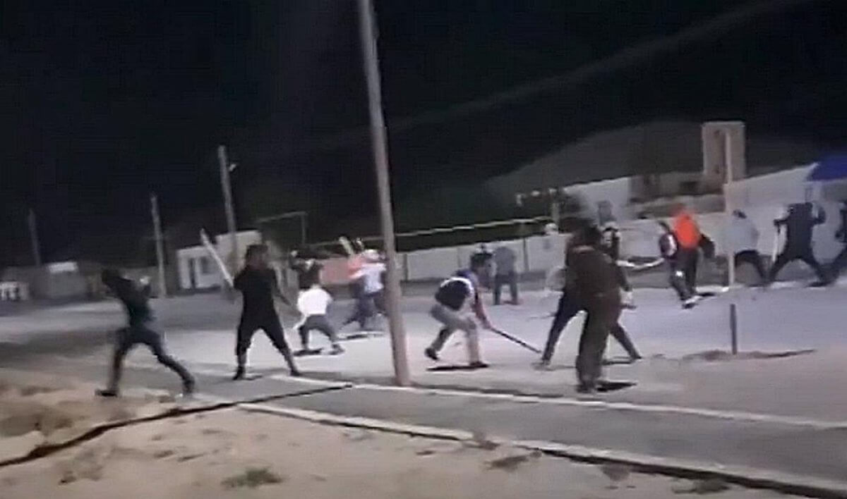 Массовая драка подростков в Краснодаре попала на видео - beton-krasnodaru.ru | Новости