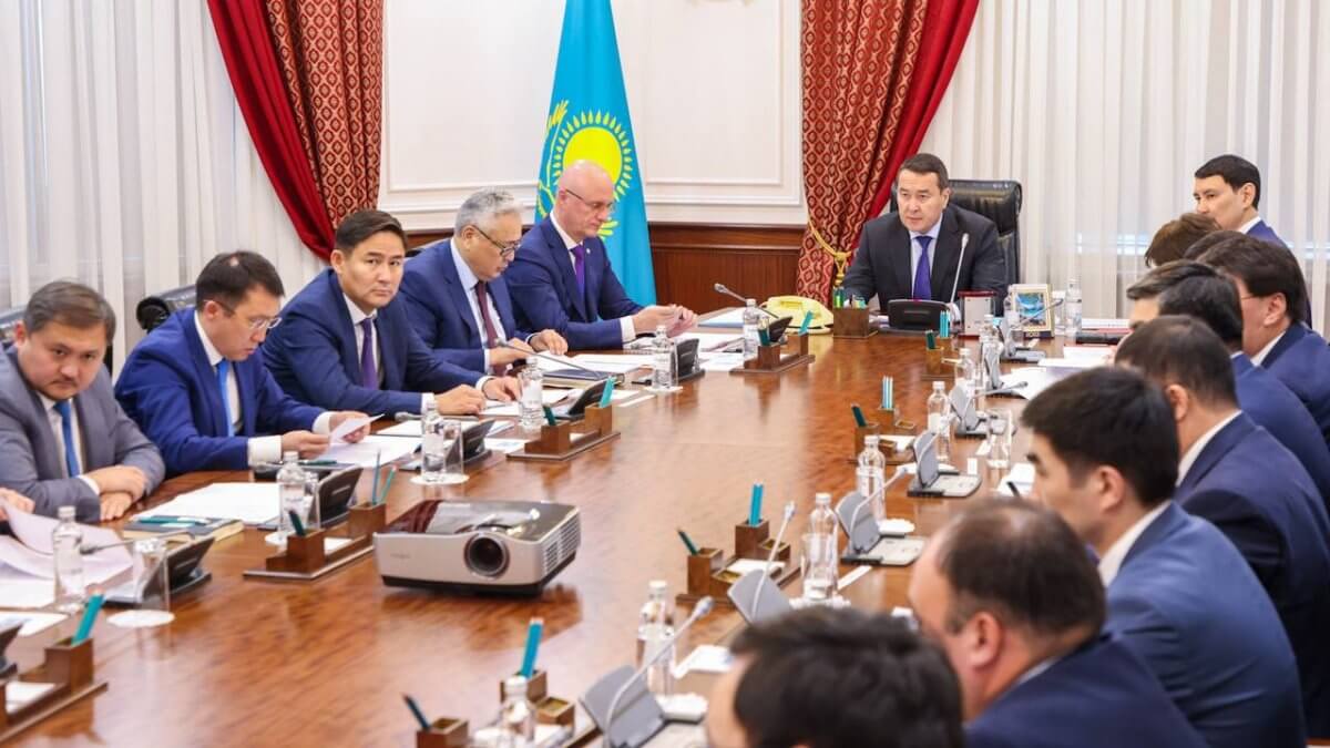 Смаилов поручил передать в Генпрокуратуру материалы по одному из предприятий в Карагандинской области
