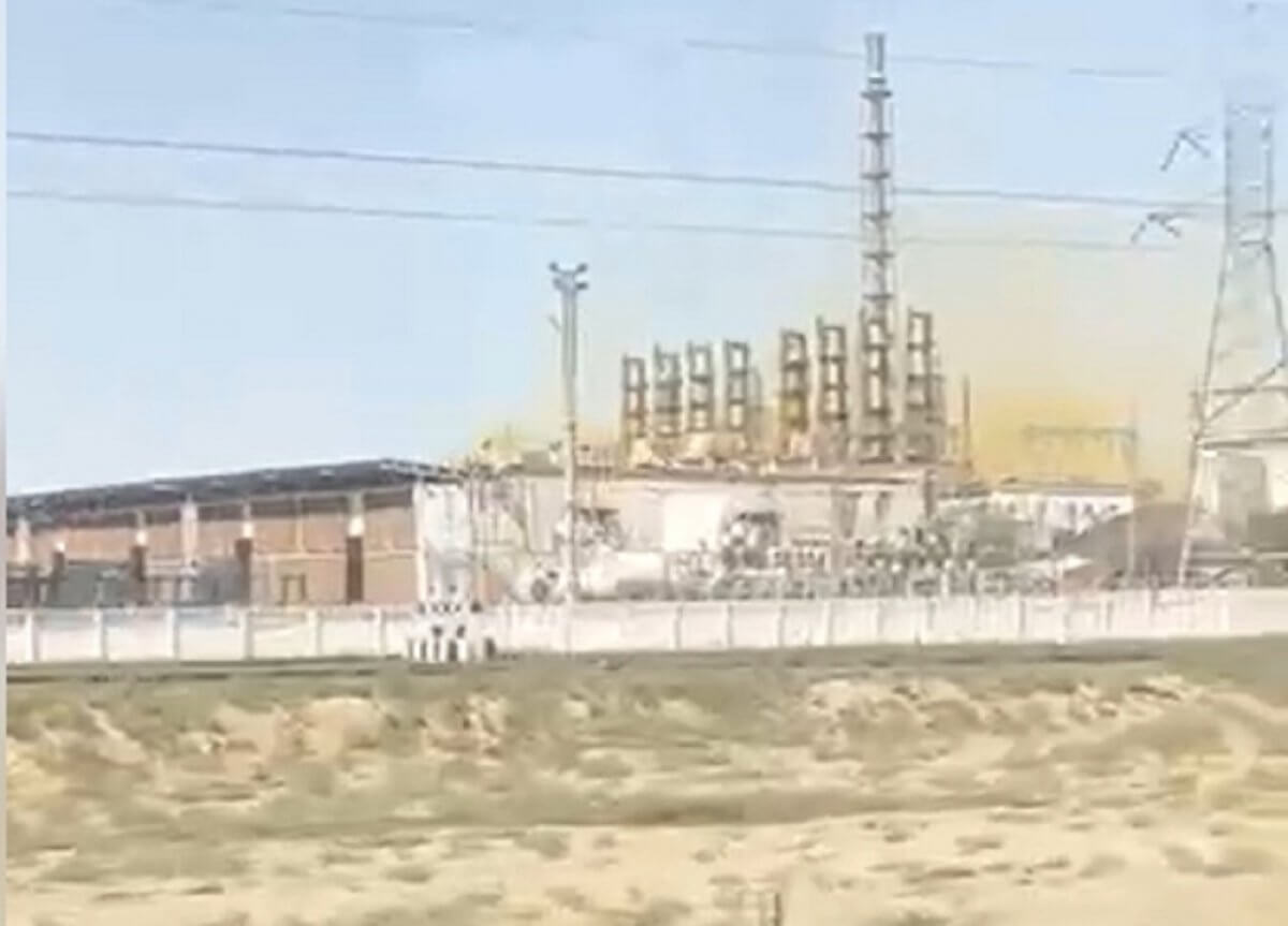 “КазАзот” травит народ”: выброс нитрозного газа в атмосферу зафиксировали в Актау (ВИДЕО)
