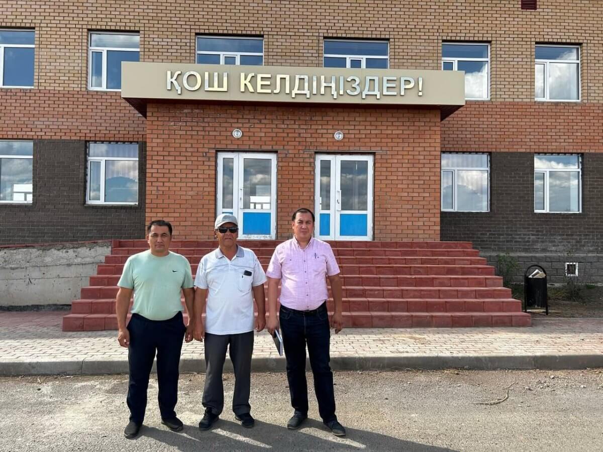 Новую школу построили в селе Акмолинской области