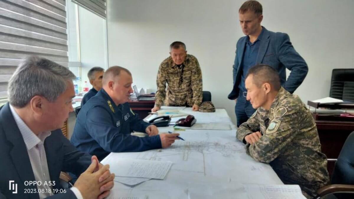 Поиски горняков на шахте "Казахстанская” осложняются высокой температурой и задымленностью