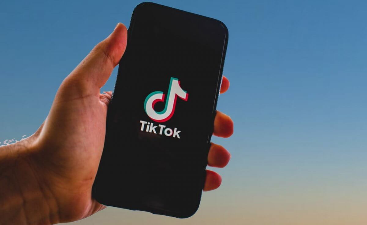 Сервис TikTok хотят заблокировать в Кыргызстане