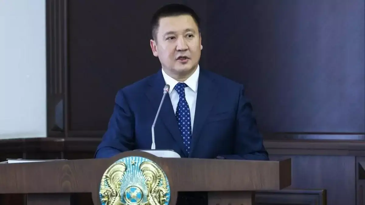 Увольнение акима Павлодара связано с коррупцией его помощника? Ответ главы области
