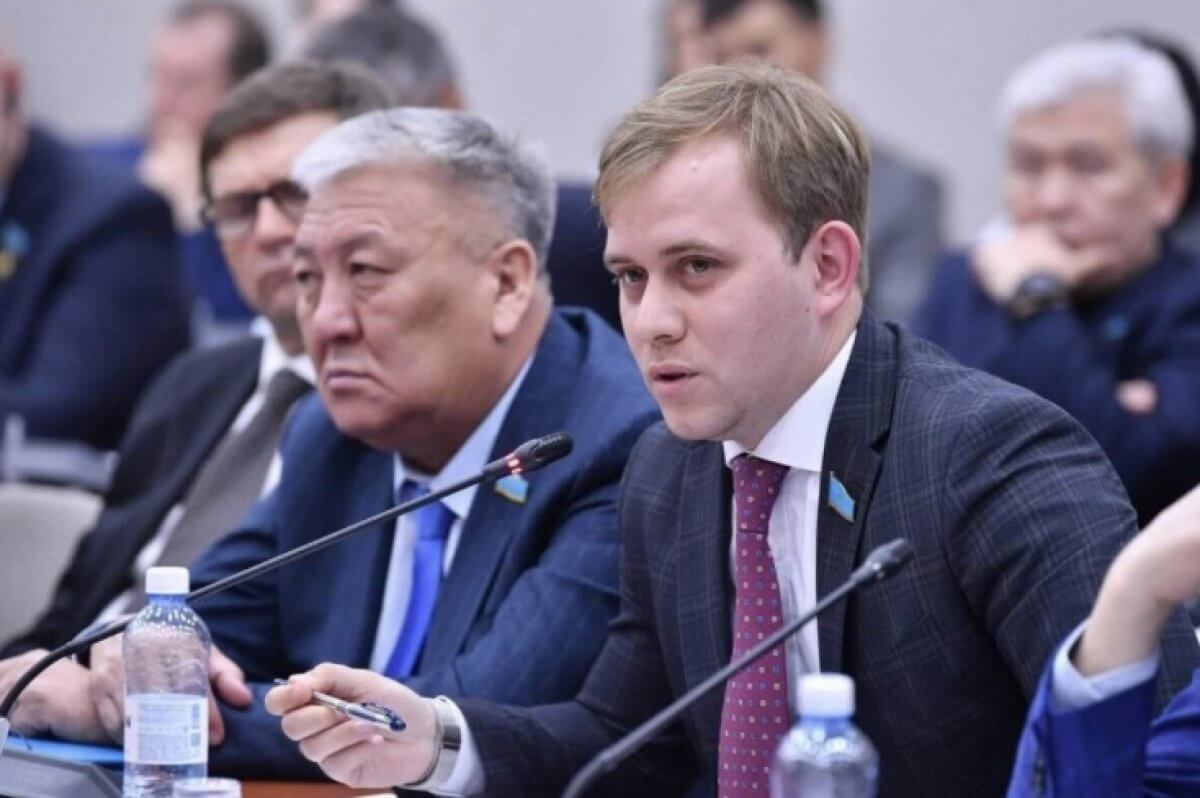 Самостоятельные правительство и акимы - депутат о новых задачах, поставленных в Послании президентом
