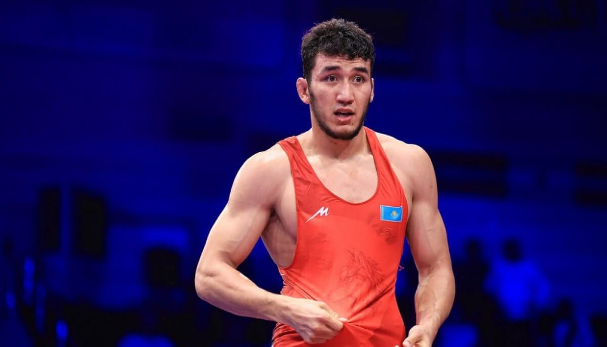 Казахстанец вышел в финал чемпионата мира по борьбе в Сербии