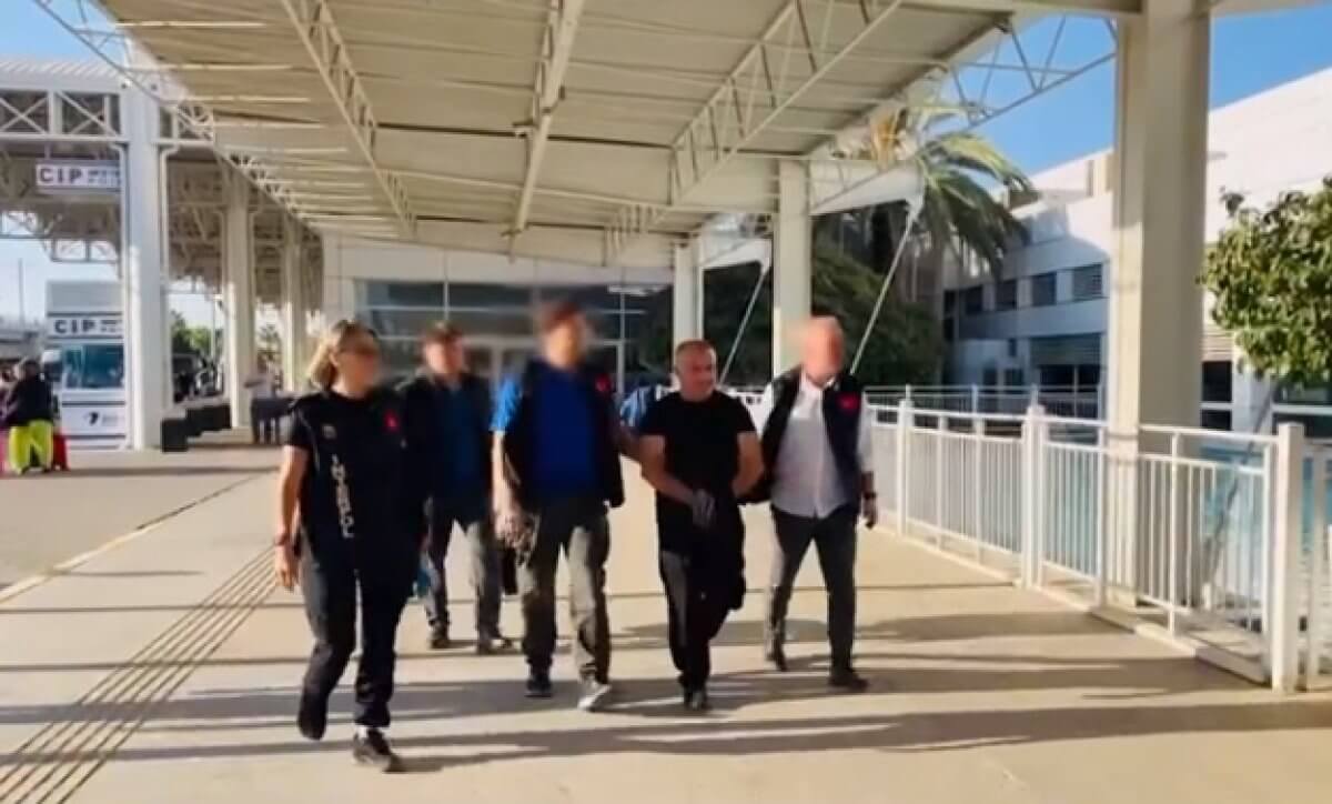 Подозреваемого в хищениях на миллиард тенге казахстанца экстрадировали из Турции