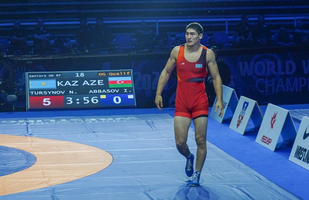 Казахстанец завоевал первую олимпийскую лицензию в греко-римской борьбе