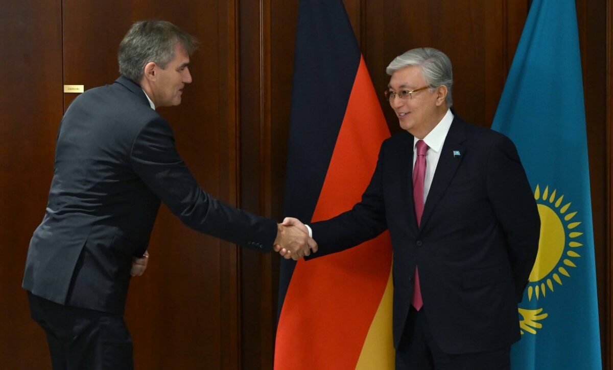 Немецкая компания хочет выступить соинвестором по производству карбамида в РК