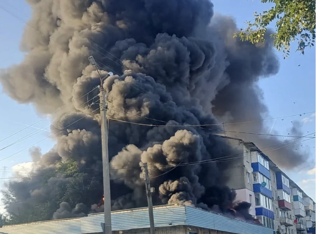 Пожар в астане сегодня последние новости. Пожар ЗОМЗ Сергиев Посад. Вибухи в Польше. Пожар Сергиев Посад сегодня.