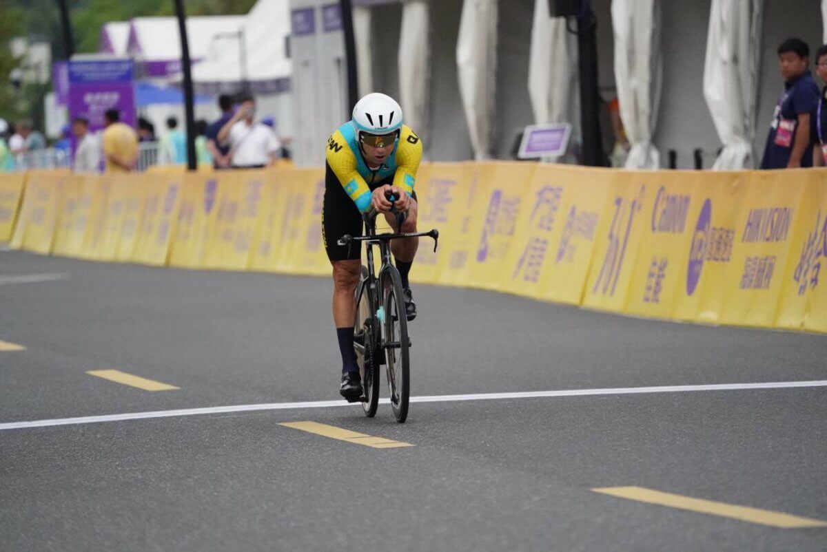 Пятую золотую медаль завоевал для Казахстана Алексей Луценко на Азиаде