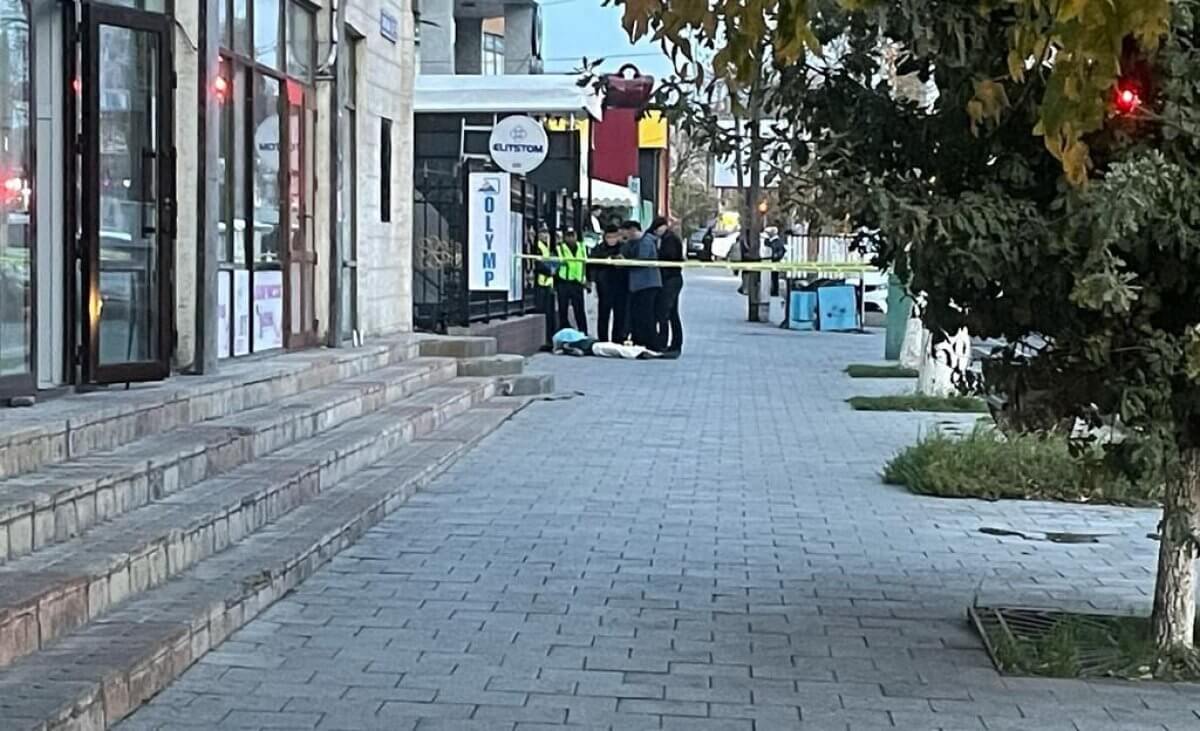 Мужчину забили до смерти около рестобара в Шымкенте