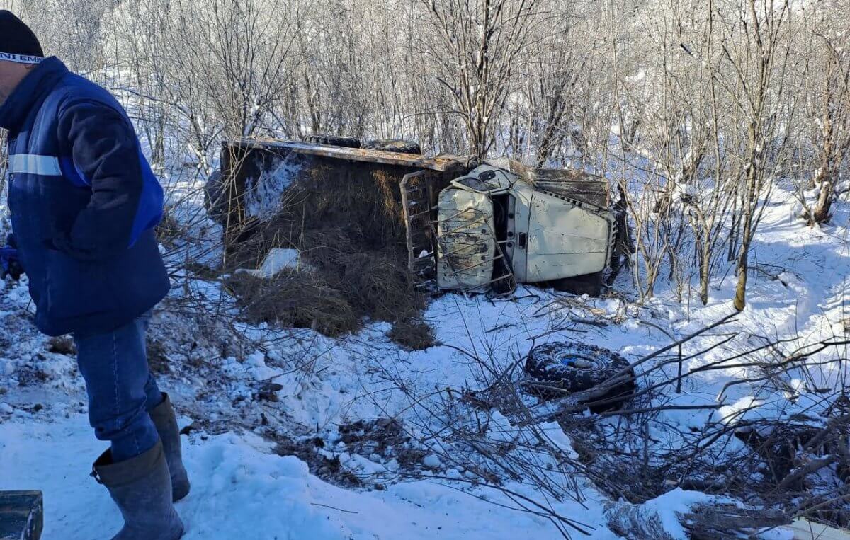 Два пассажира погибли в ДТП на трассе в ВКО