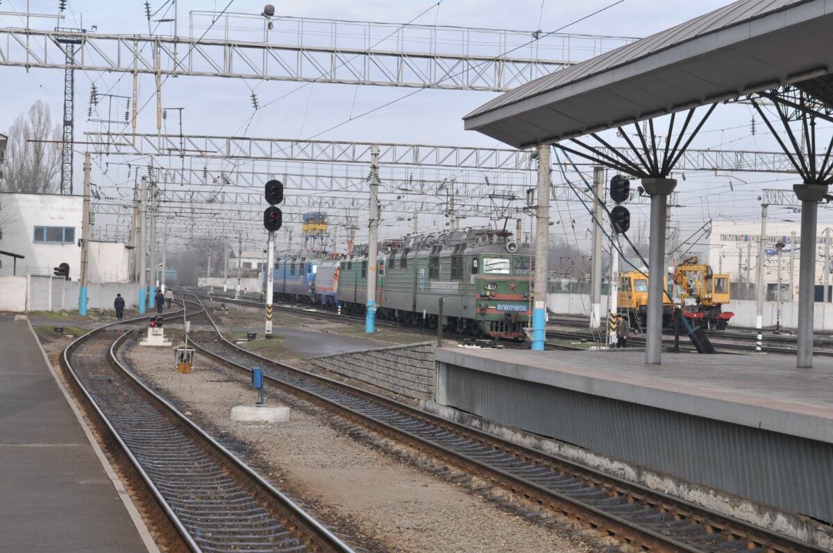 Свыше 1 300 километров железных дорог построят за три года в Казахстане