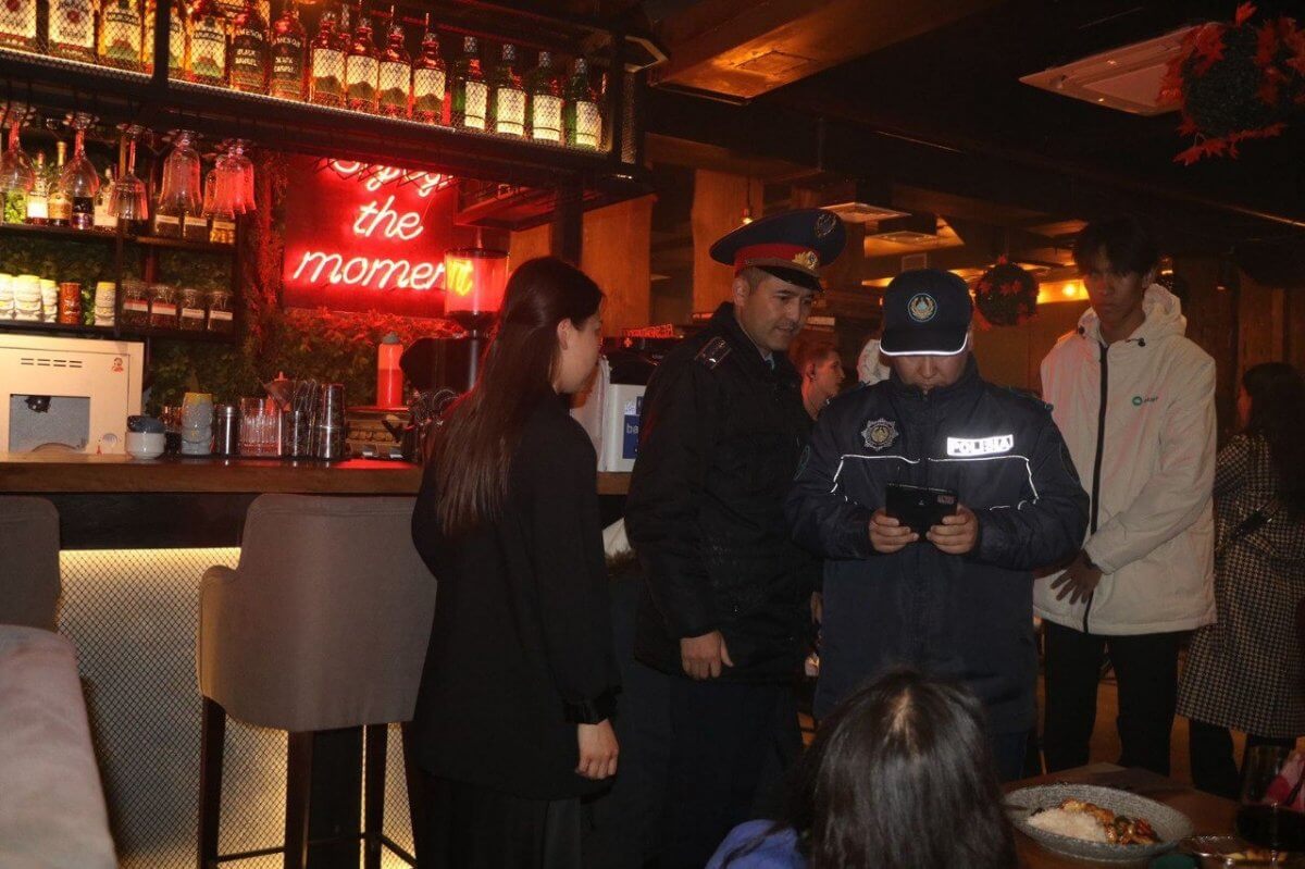 "Безопасное общество": активисты проводят рейды совместно с полицейскими