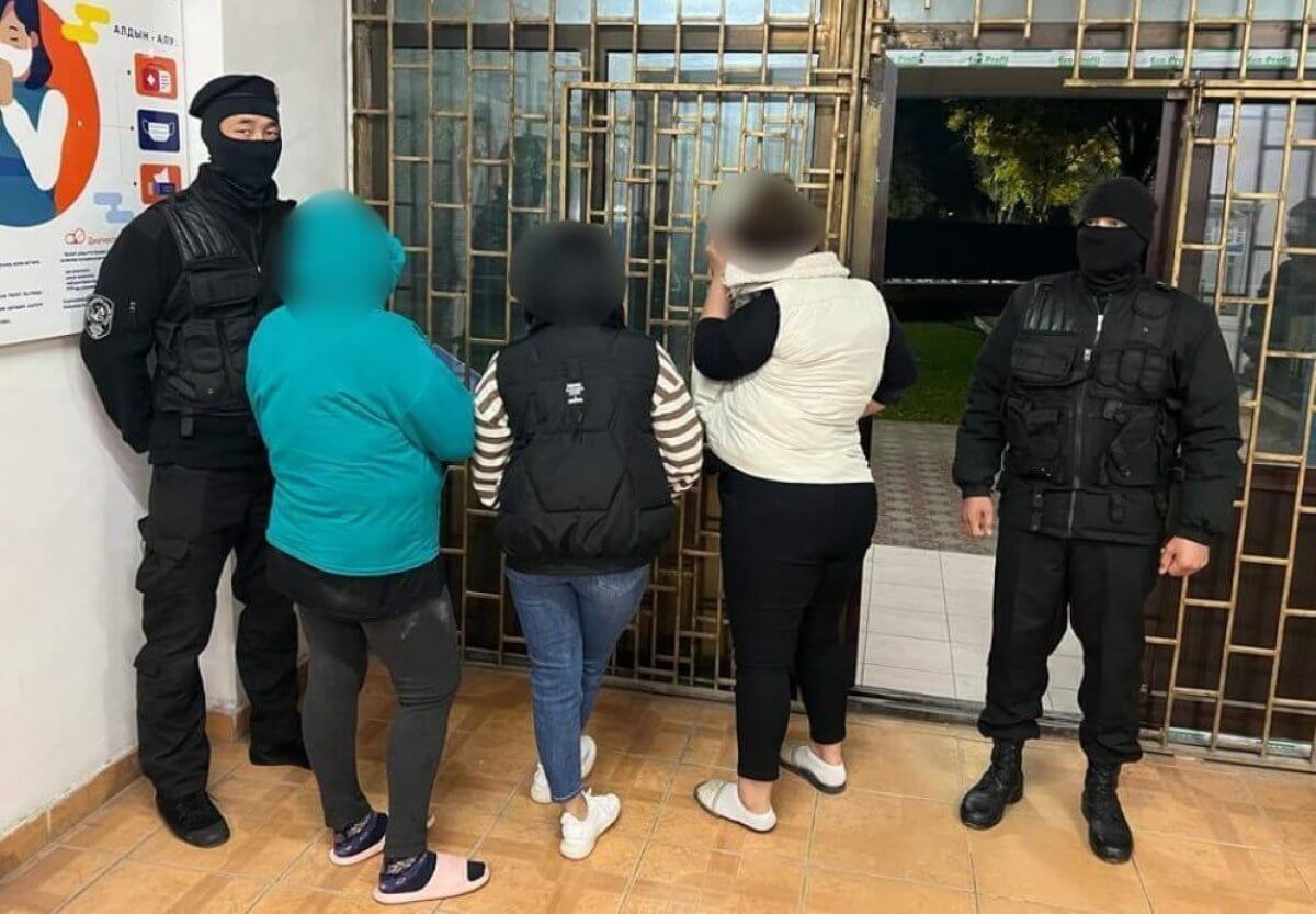 По подозрению в сводничестве задержали жительницу Арыси (ВИДЕО)