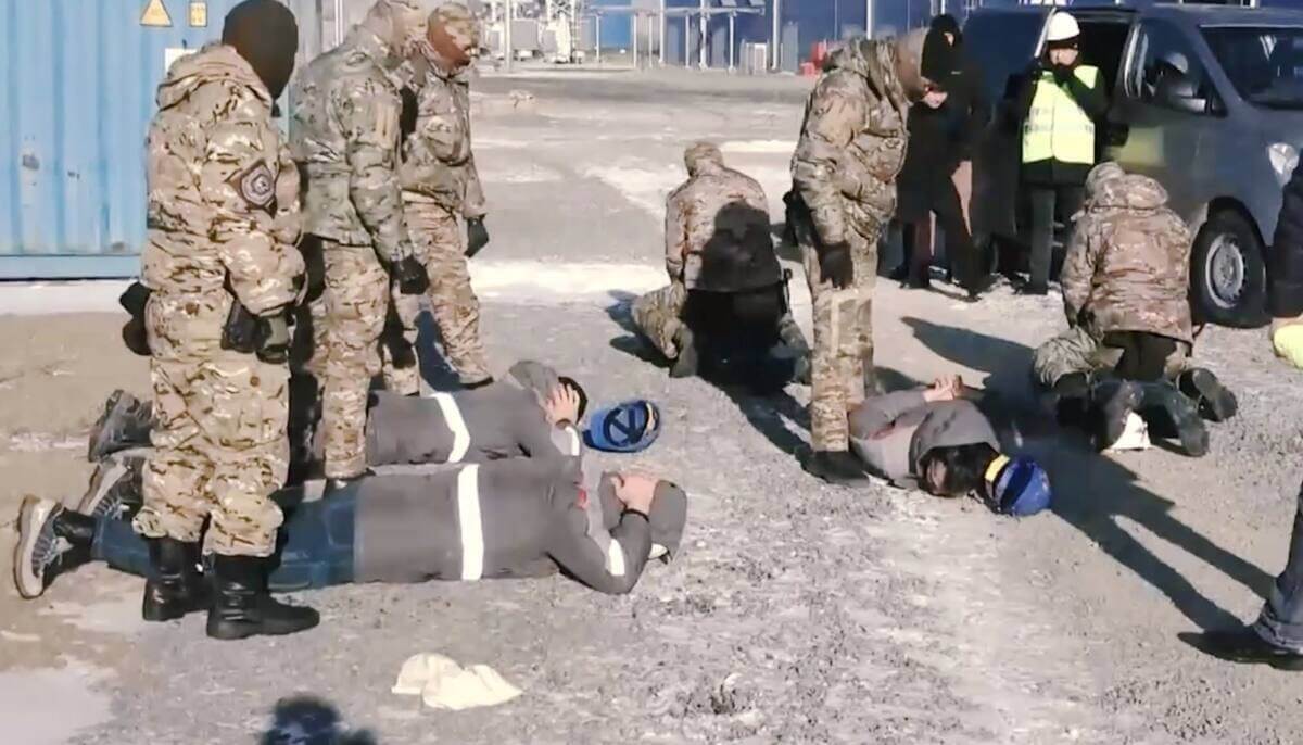 Золото на 130 млн тенге пытались вынести с рудника работники в Степногорске