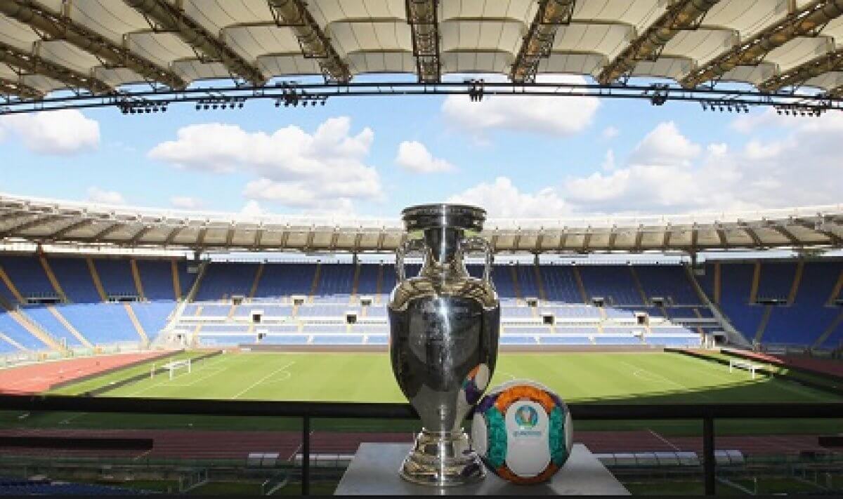 ФИФА обяжет звезд футбола играть больше международных матчей