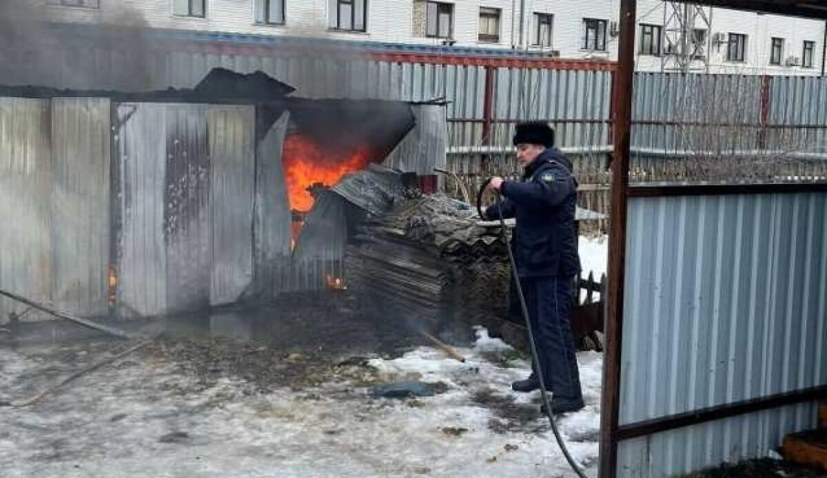 Полицейский предотвратил мощный взрыв в Костанайской области