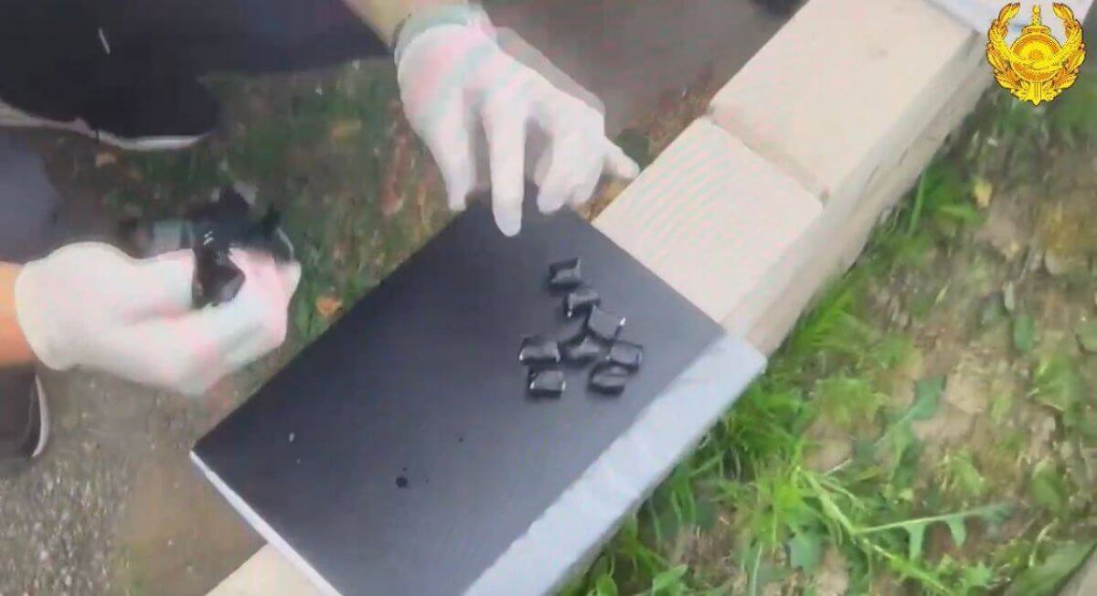 Иностранец распространял "синтетику" в Актобе (ВИДЕО)