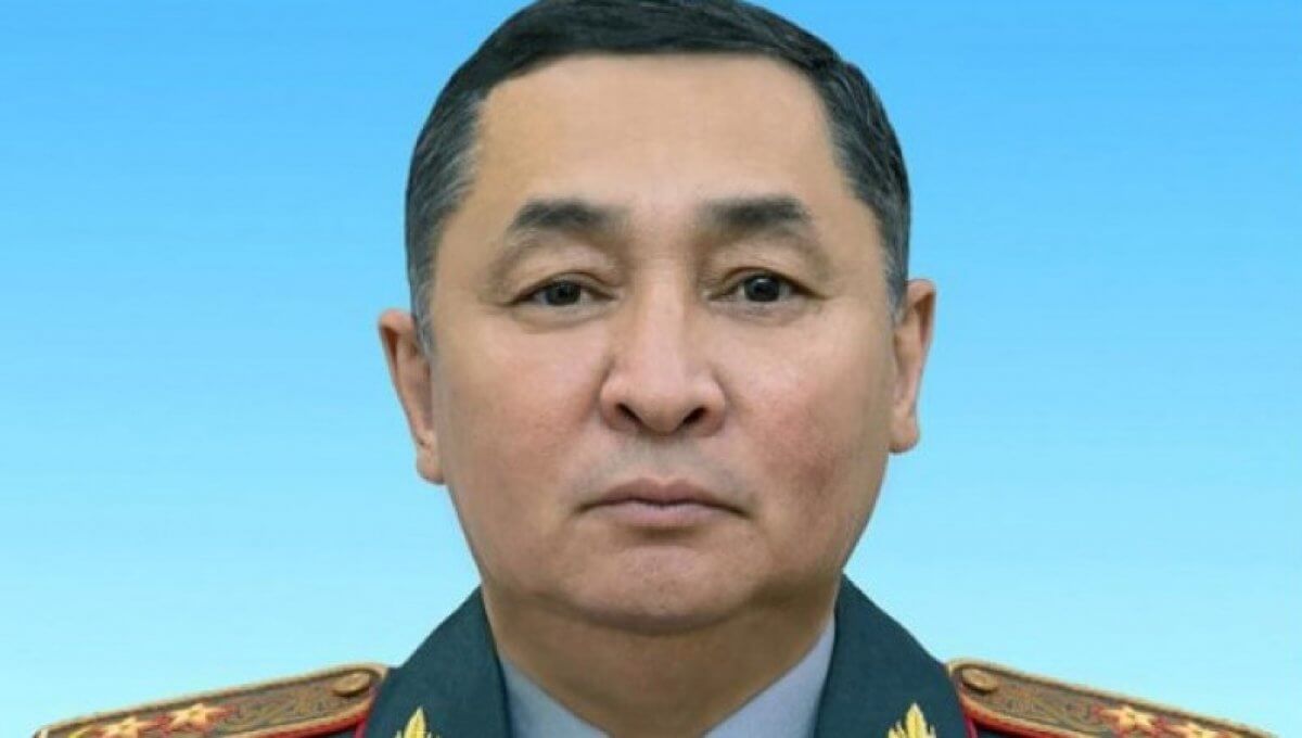 Вице-министра обороны освободили от должности