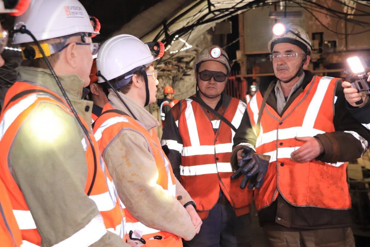 Мажилисмены обсудили с костанайскими горняками закон о соцзащите работников