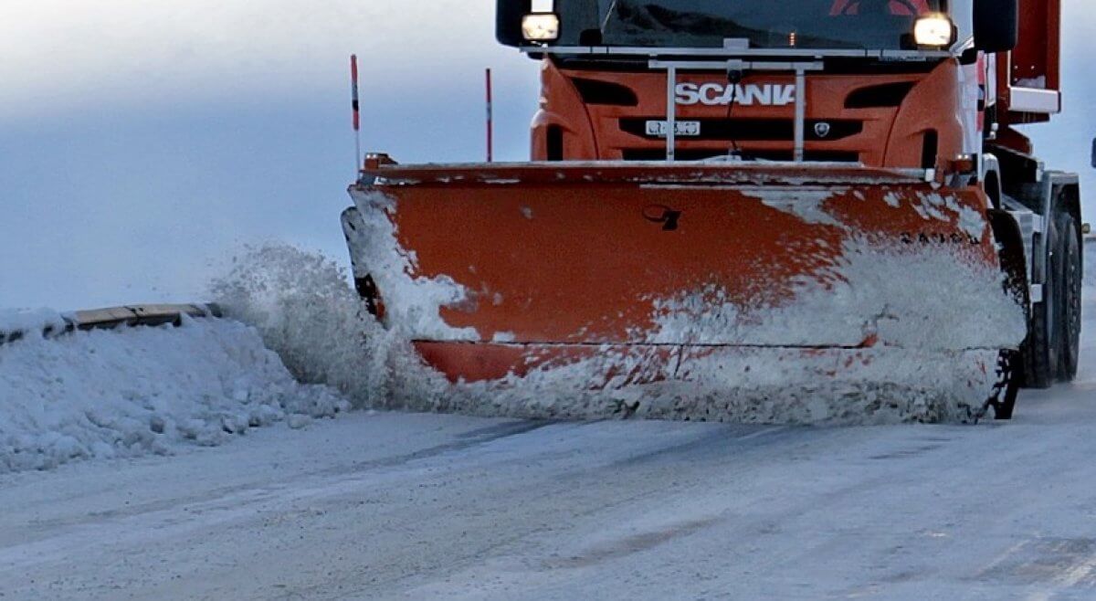 Движение ограничено на трассах в шести областях Казахстана
