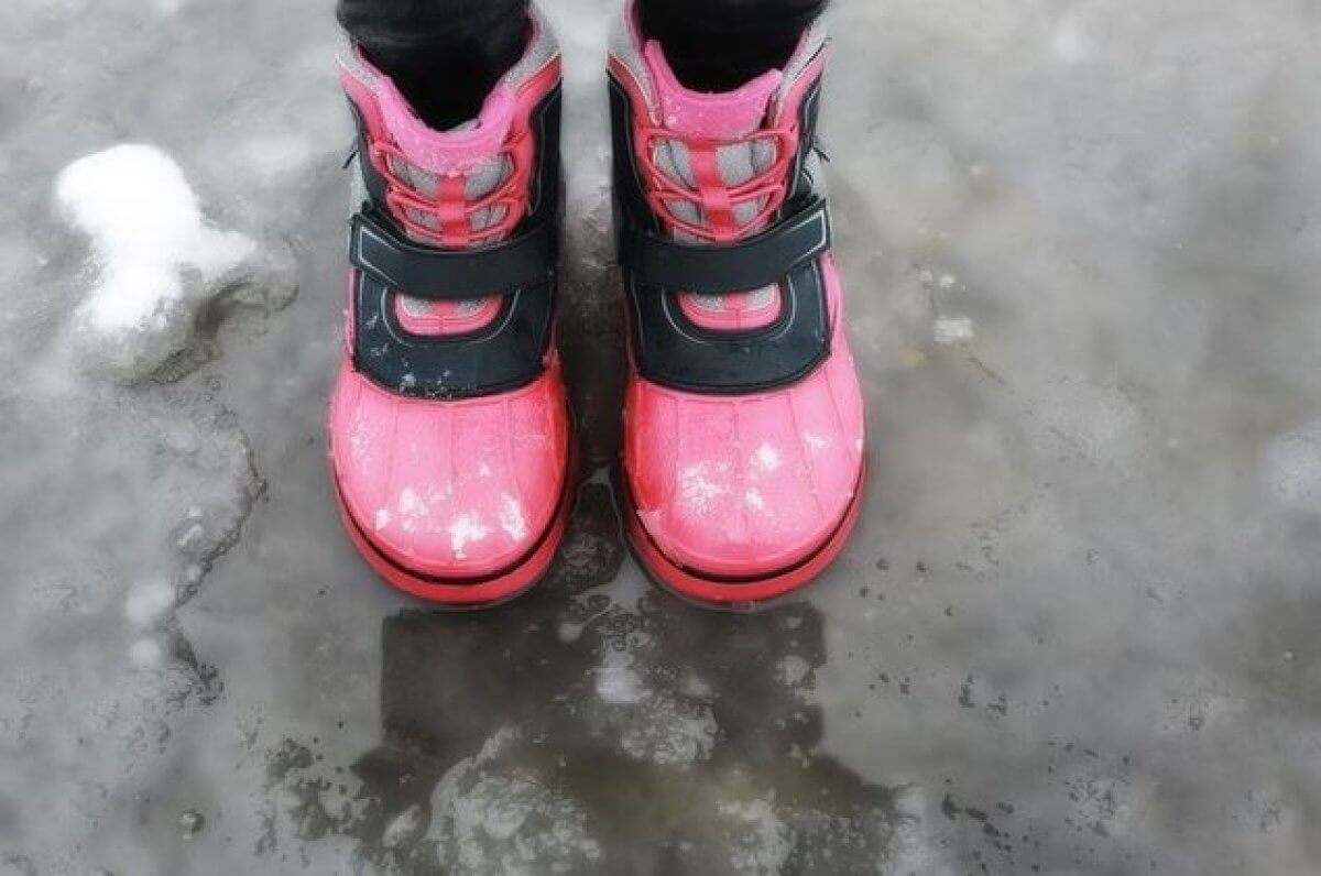 Осадки, гололед, туман и сильный ветер обещают в Казахстане 23 января