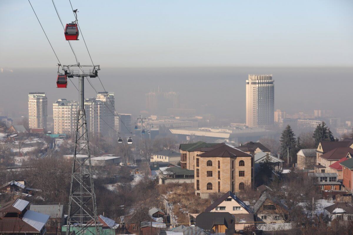 Токаев обратился к алматинцам