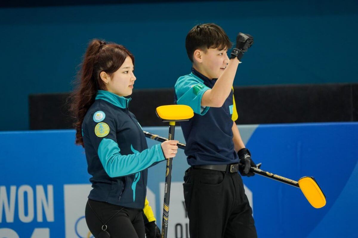Канвон-2024: казахстанские керлингисты одержали первую победу