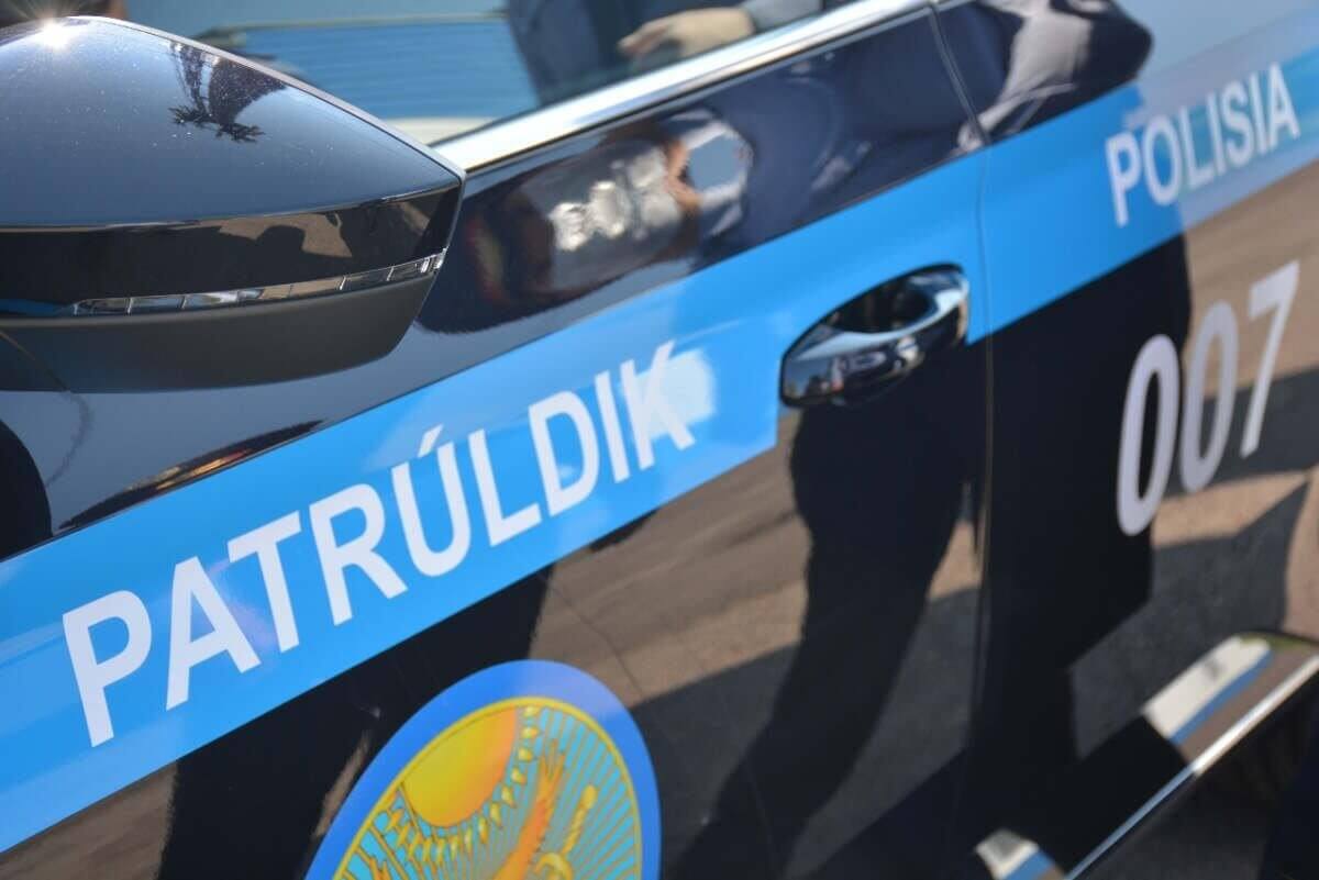 Спасение мужчины попало на видеожетоны полицейских (ВИДЕО)