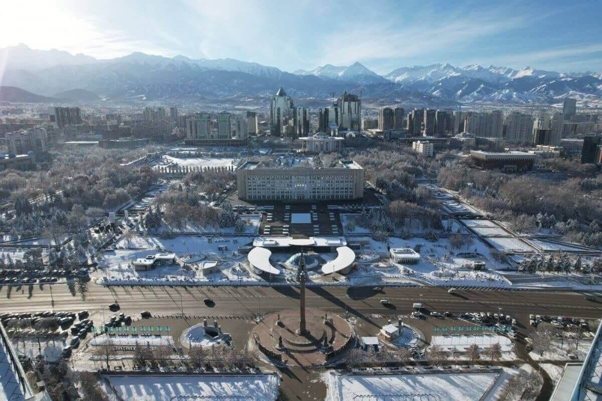 Повышенный уровень загрязнения воздуха прогнозируют в двух городах Казахстана