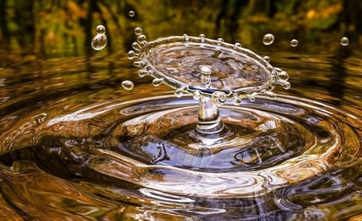 Как откачивали воду из подтопленных дворов в Жамбылской области