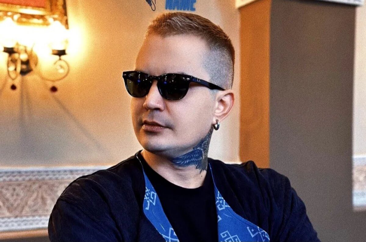 Экс-солист группы "101" посвятил песню покойной Салтанат Нукеновой