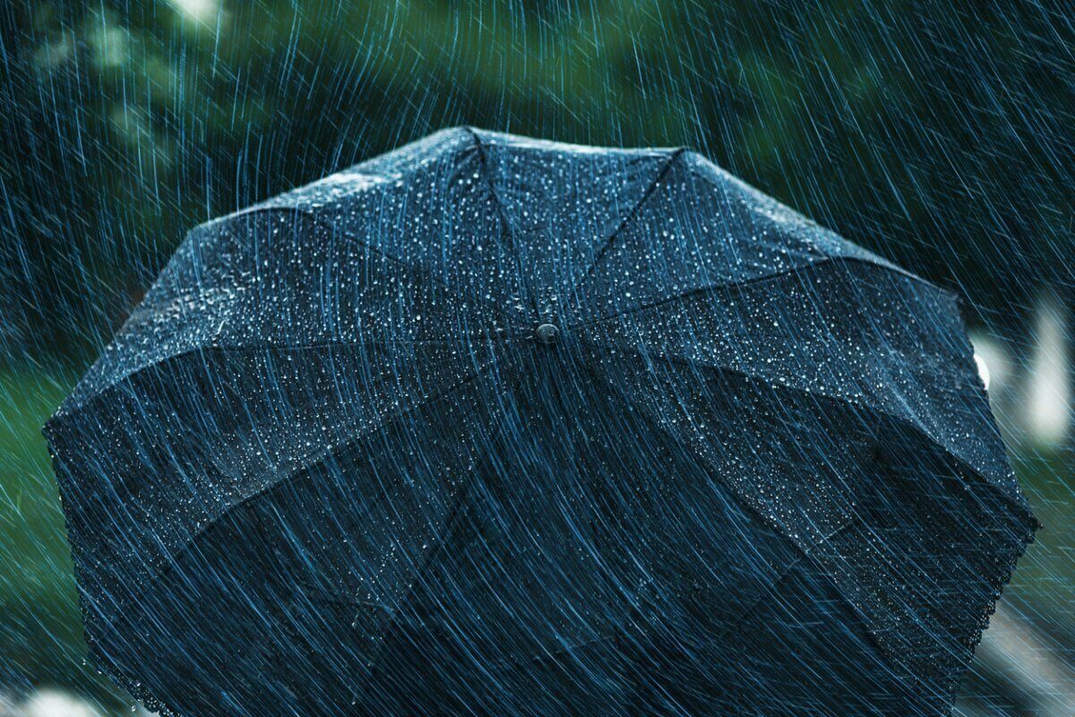 Дожди и резкое похолодание обещают казахстанцам